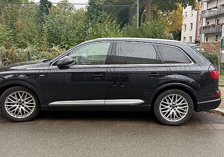 Audi Q7 3.0 TDI quattro tiptronic -