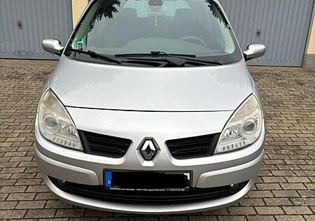 Renault Scenic 1.6 16V