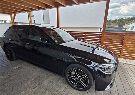 Mercedes-Benz E 300 e T Autom. -