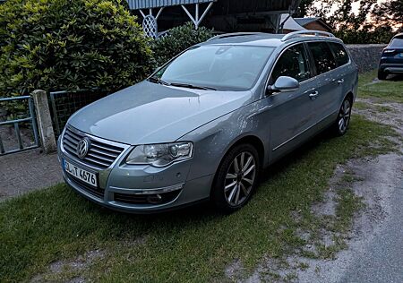 VW Passat Variant Volkswagen 2.0 TDI DPF DSG 125kW Highlin...