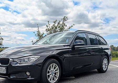 BMW 316i Touring -