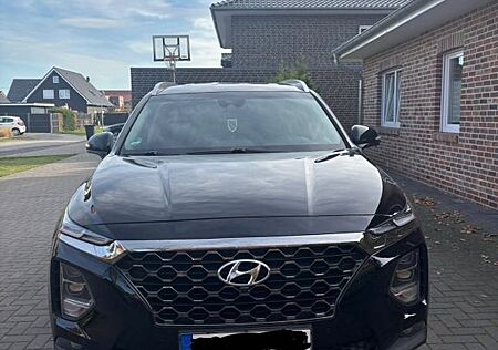 Hyundai Santa Fe 2.2 CRDi Premium 4WD 8AT SEVEN Premium