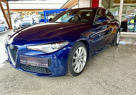 Alfa Romeo Giulia Super ACC 8,8" Panoramadach Navi Car-Play