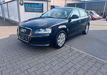 Audi A3 Sportback 1.6 TDI Attraction 1Hand PDC Klima