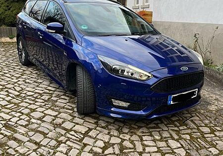 Ford Focus 1,5 EcoBoost 110kW ST-Line Turnier ST-Line