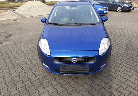 Fiat Grande Punto 1.3 /Tüv Neu