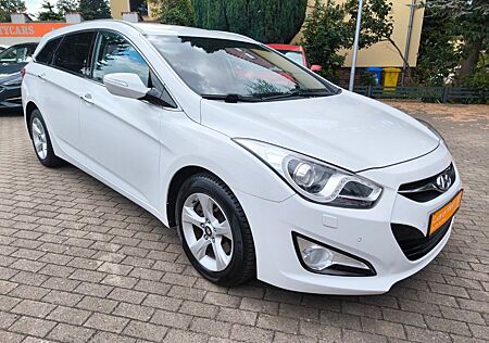 Hyundai i40 cw 5 Star Edition/Navi/PDC/LED/LM/PDC/