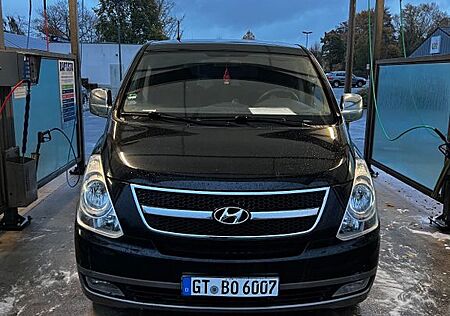 Hyundai H-1