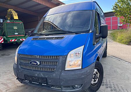 Ford Transit Tourneo