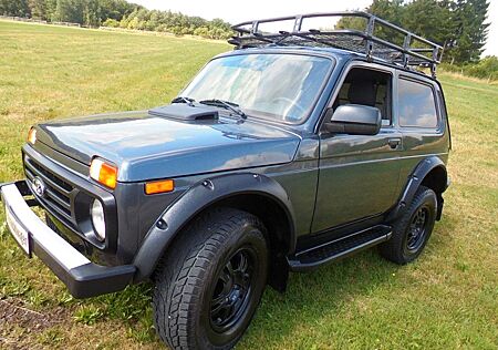 Lada Niva 4x4 Legend/Bronto AHK 39 TKM TOP!