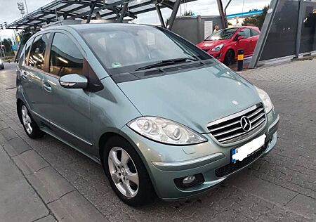Mercedes-Benz A 200 CDI ELEGANCE Elegance Xenon Tempomat video