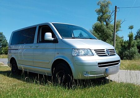 VW T5 Multivan Volkswagen 2.5 LED/AHK/8Fach