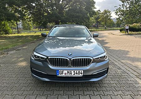 BMW 530d xDrive LED | Tüv NEU