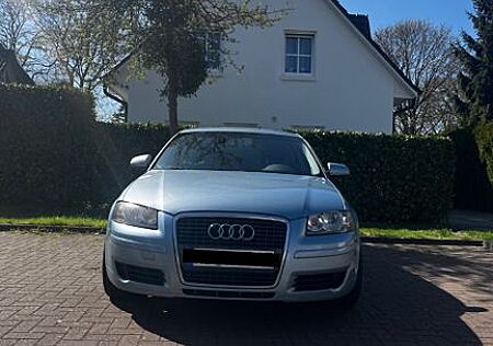Audi A3 1.6 Attraction Attraction