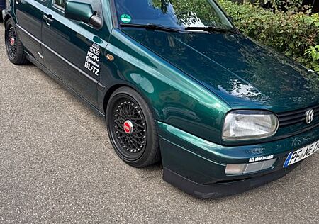 VW Golf Volkswagen 1.8 Standard