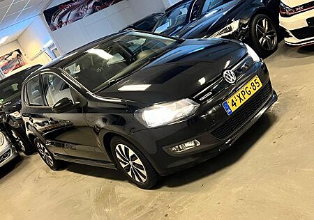 VW Polo Volkswagen 1.4 TDI BlueMotion 5-Doors Navi Clima