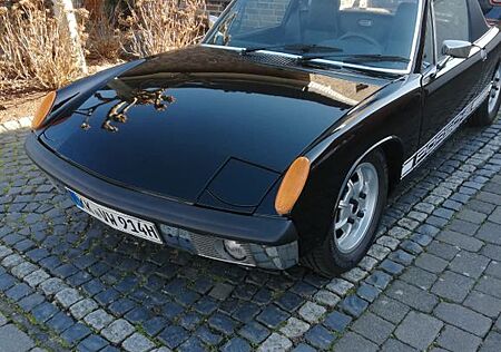 Porsche 914