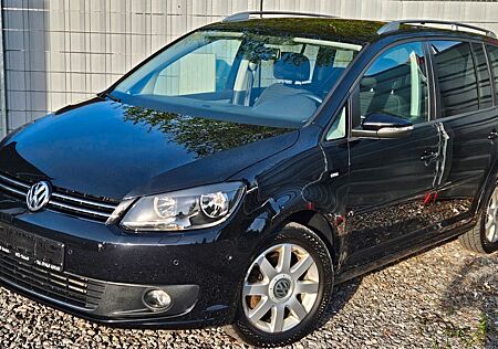 VW Touran Volkswagen 1.2 TSI Cup BMT Lenkparkassistent Navi SH