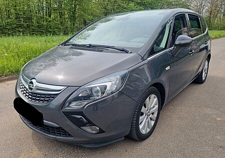 Opel Zafira Tourer 2.0