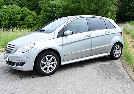 Mercedes-Benz B 200 - Automatik - abnehmbare Anhängerkupplung