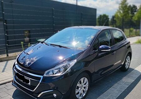 Peugeot 208 PureTech 82 Active