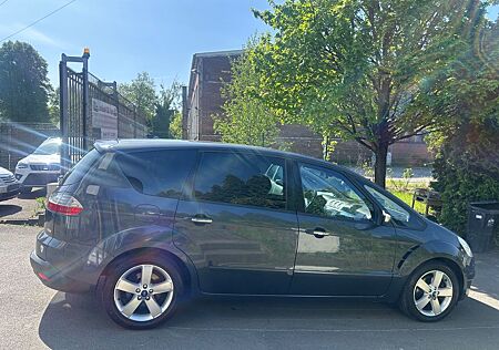 Ford S-Max Titanium