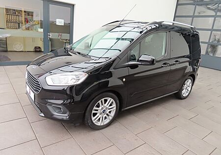 Ford Tourneo Courier Titanium Navi/Klima/DAB/PDC/SHZ