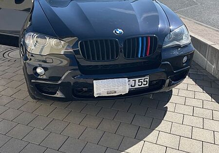BMW X5 3.0sd mit neue Steuerketten und Garantie