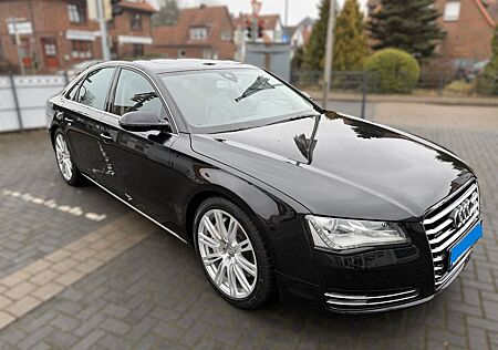 Audi A8 4.2 TDI tiptronic quattro -