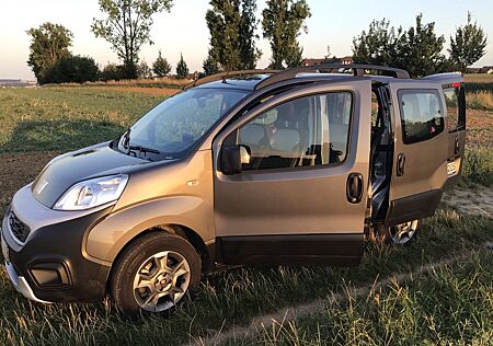 Fiat Fiorino / Qubo Adventure AHK wenig km