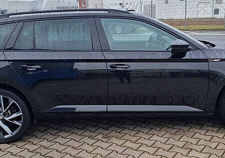 Skoda Superb 1.4 TSI iV DSG SPORTLINE COMBI SPORTLINE