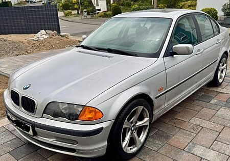 BMW 318i - Original Sport Fahrwerk selten