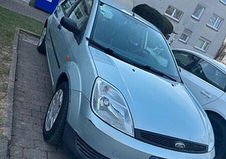 Ford Fiesta 1.3 51 kW -