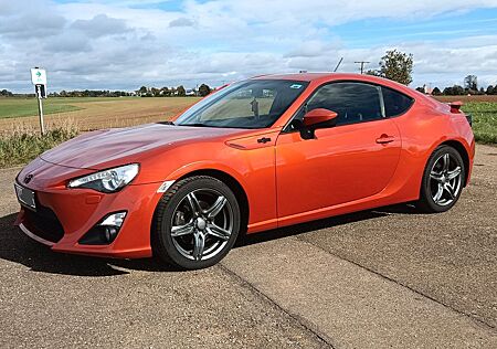 Toyota GT86 2,0-l- Top Zustand!