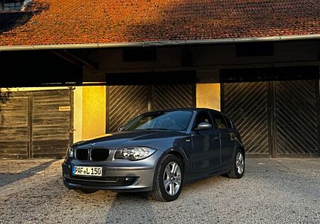 BMW 116i - 2009