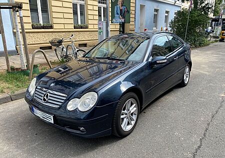 Mercedes-Benz CL 200 C-Klasse Sportcoupé C200 Kompressor