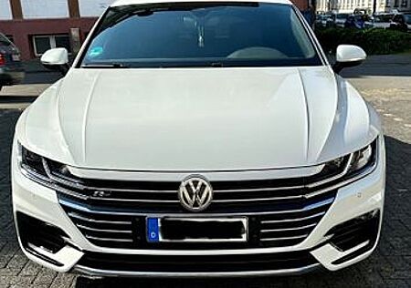 VW Arteon Volkswagen 2.0 TDI SCR DSG R-Line R-Line