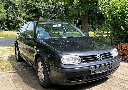 VW Golf Volkswagen 1.4 Special Special