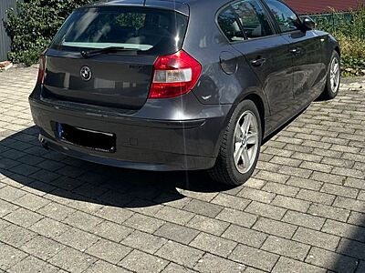 BMW TÜV NEU BMW 120i -  E87 /150PS Vollleder Sitze