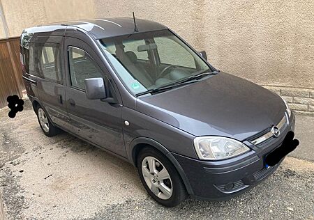 Opel Combo 1.6 -