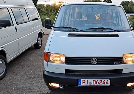 VW T4 Caravelle Volkswagen 2.5 TDI 75kW