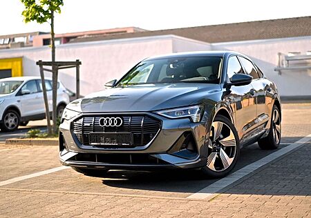 Audi e-tron 50 quattro Sportback S line
