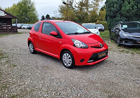 Toyota Aygo (X) Aygo AYGO Basis