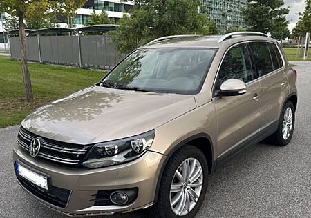 VW Tiguan Volkswagen 2.0 TSI 4MOTION Sport & Style Sport &...