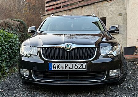 Skoda Superb 2.0 TDI DSG Elegance Kombi Standheizung