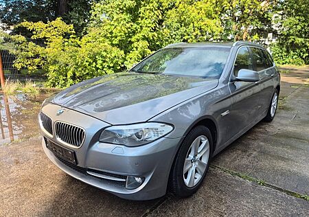 BMW 530d xDrive Touring Leder Xenon Panorama Ahk