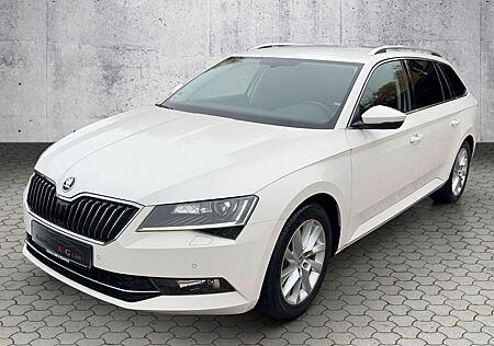 Skoda Superb 2.0 TDI DSG Style*AHK*Kamera*Bi-Xenon*ACC