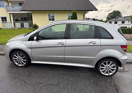 Mercedes-Benz B 200 B -Klasse