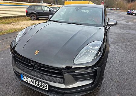Porsche Macan T