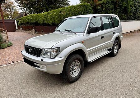 Toyota Land Cruiser gebraucht kaufen Toyota Land Cruiser 3.0 D-4D Limited Auto Limited KJ95